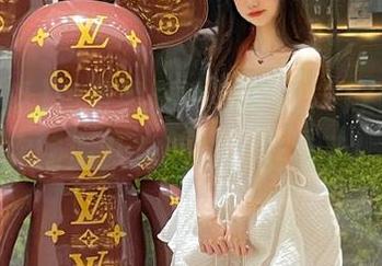 免费黑料一手掌握，17吃瓜带你畅游八卦海洋，坐稳了！