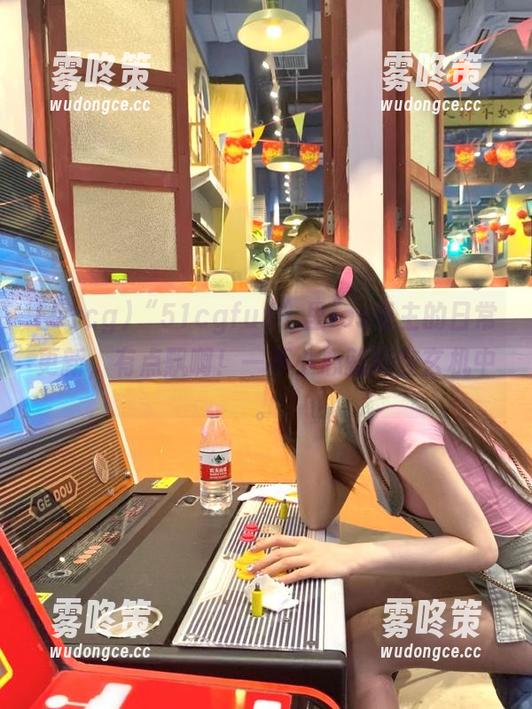 “51cgfun”里ios博主的日常更新，有点飘啊！一不小心就陷在玄机中。