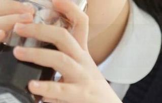 “cgw”直达，小道消息像气流一样扑面而来，满满都是缘分的尴尬。