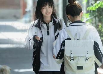 “cgw”说她有资源，结果让我沉迷于瓜地，不想出来…