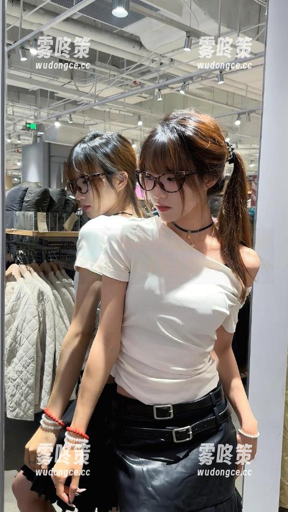 hl 最新暴料:hl27.co里的“每周一次”的情侣约会该怎么安排?