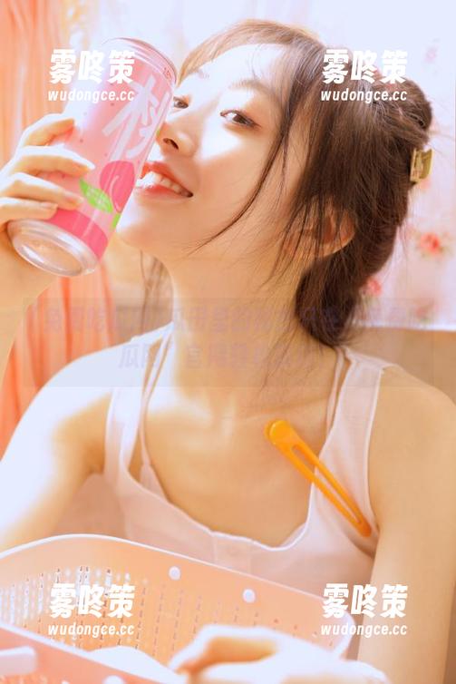 瓜田里的秘密只在“免费吃瓜网”官网轻松获得！