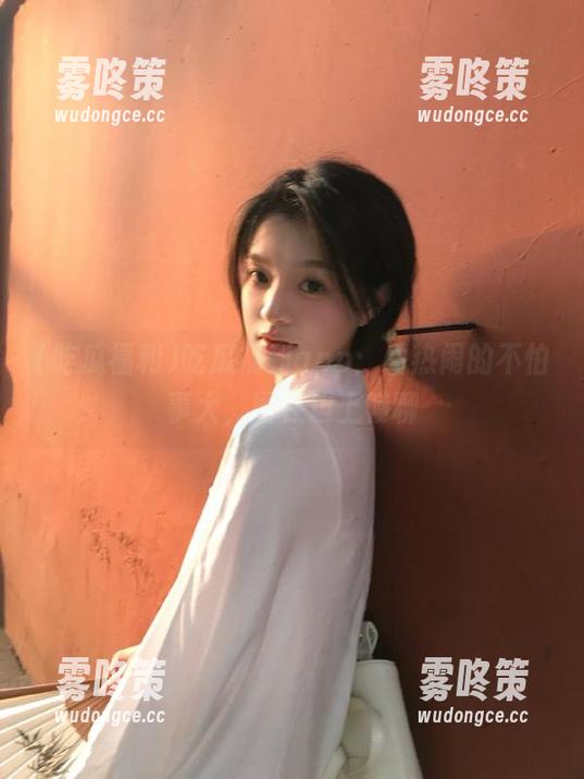 吃瓜福利app：看热闹的不怕事大，围在边上畅聊