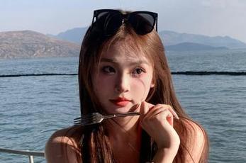www.51吃瓜网App再推新瓜，我的心态开始飘了…