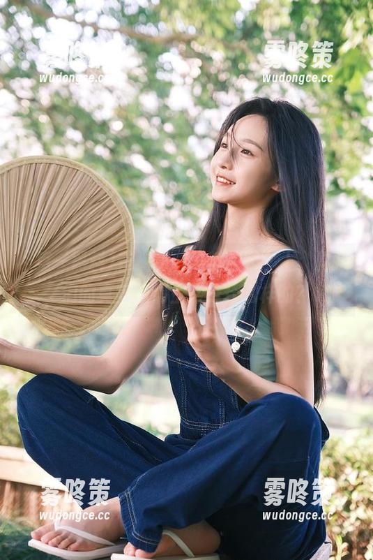 在“第一黑料官网”上，影后们的真实感情生活是什么样的？