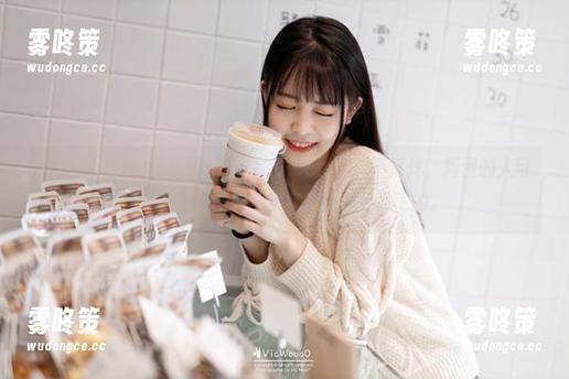 偷偷登录zztt36.ccm黑料不打烊，周围的人可能觉得我在干嘛，其实我内心是乱飞的。