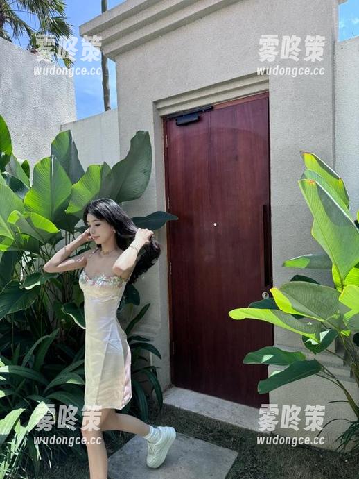 聊聊首页的黑料正能量，网红们也难逃躲在角落里的沉默!