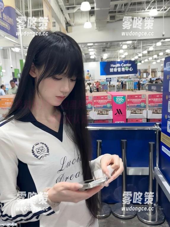 今天的黑料社app独家爆料，让我重新认知“奇葩”
