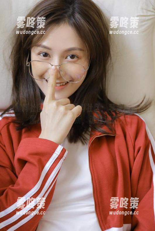首页—黑料社区：苹果版舌战，黑心瓜不断更新，请注意防火！