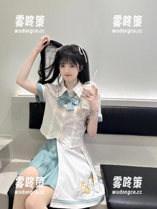 黑料网 黑料网今日黑料首页,地址在这里,来追追新鲜瓜,正好解解闷!