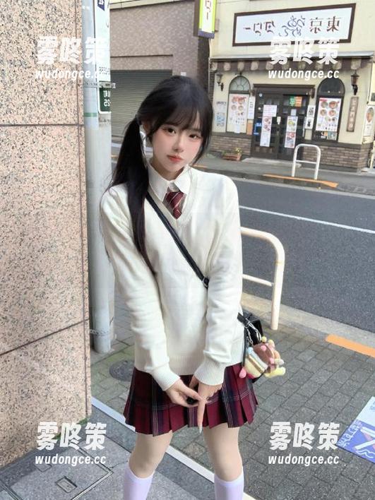 黑料网zztt15，赶紧在iOS上下载，打发无聊时光的绝佳伴侣！